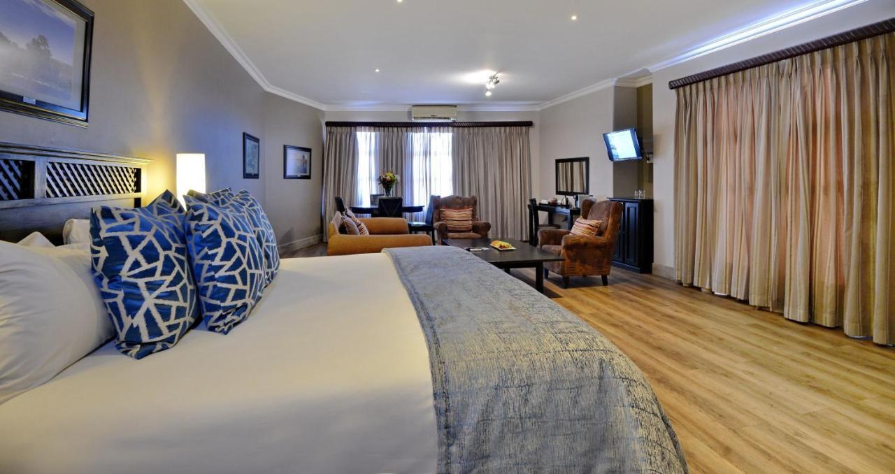 Anew Hotel Highveld Emalahleni Bagian luar foto