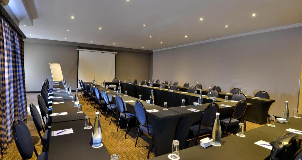Anew Hotel Highveld Emalahleni Bagian luar foto