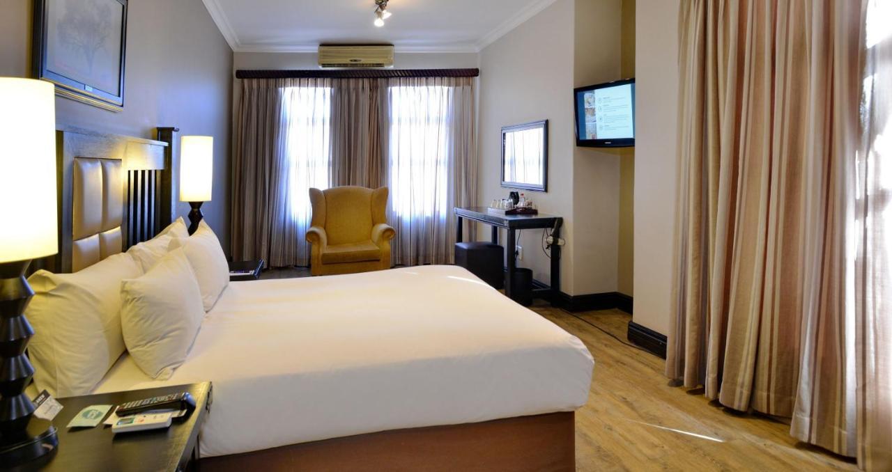 Anew Hotel Highveld Emalahleni Bagian luar foto