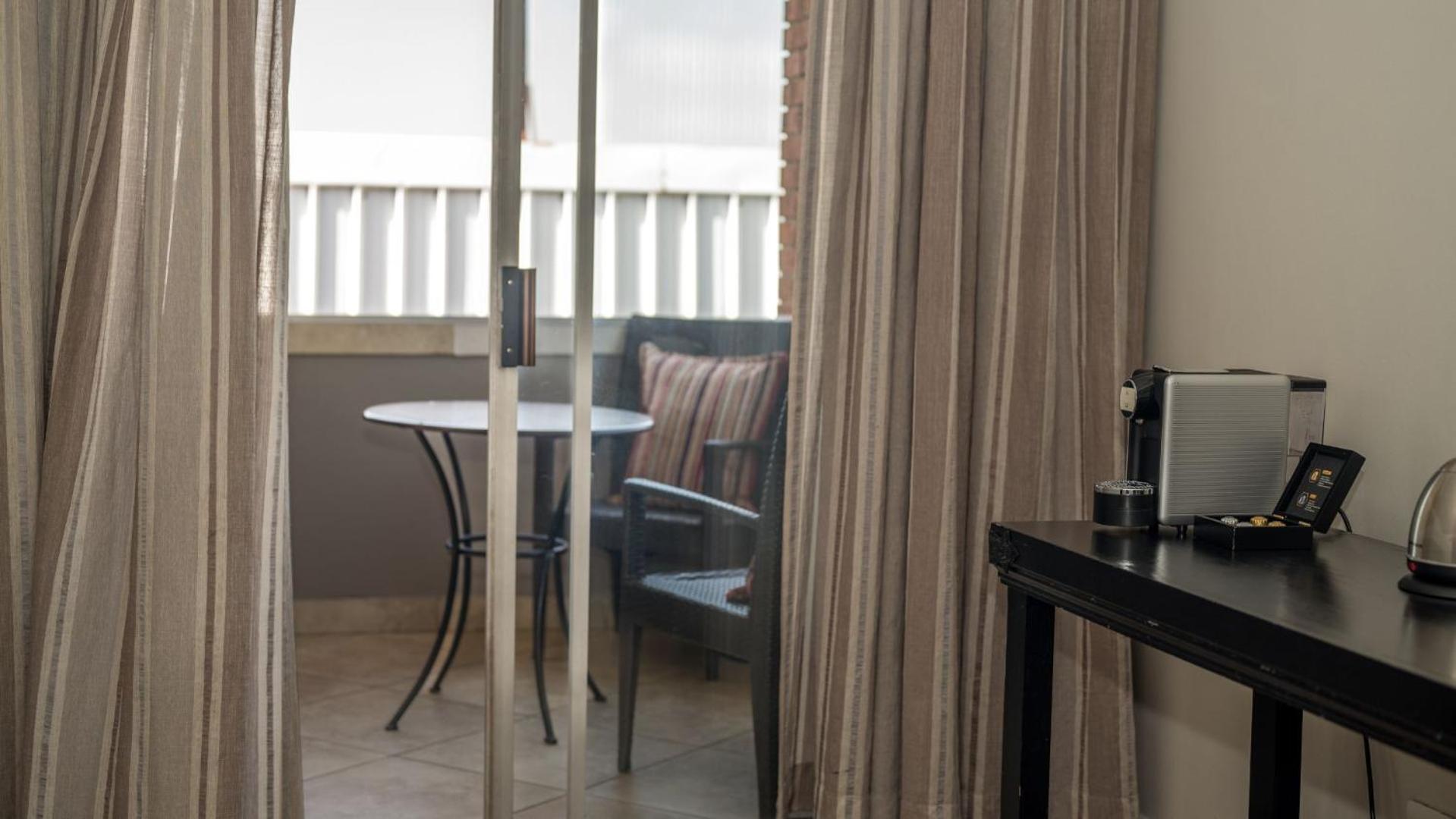 Anew Hotel Highveld Emalahleni Bagian luar foto