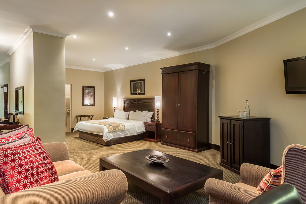 Anew Hotel Highveld Emalahleni Bagian luar foto